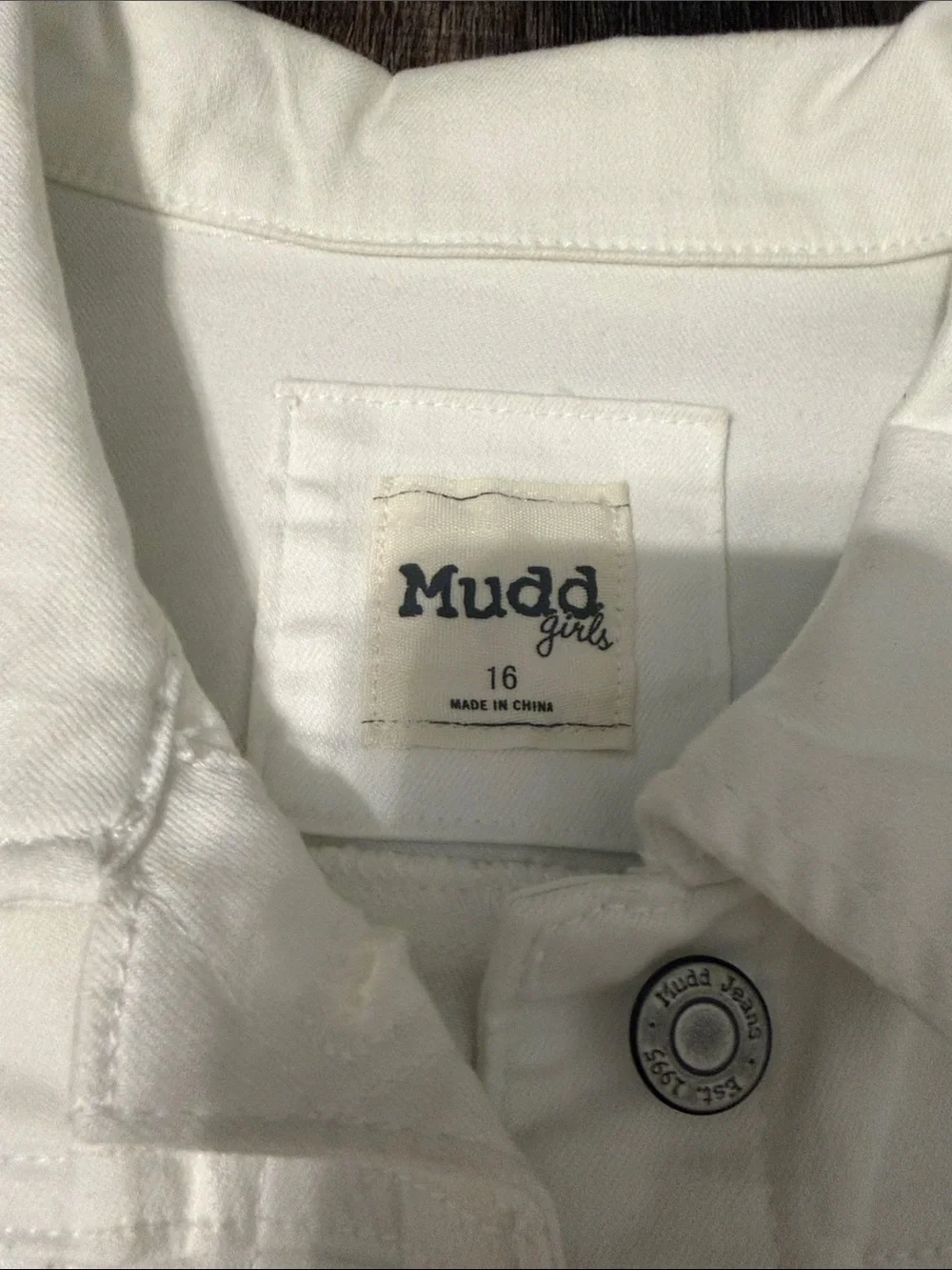 Mudd crisp white